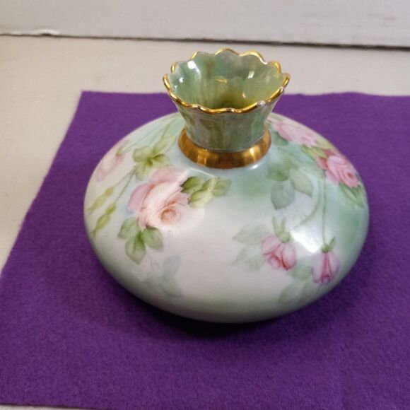 Vintage Vienna Austria Squat Vase Decorated Pink Roses Cottagecore Kitsch Grandm - Picture 2 of 7